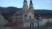 Archiviertes Webcam Bild: Brixen - Domplatz am 12.04.2026 um 01:44 Uhr