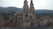 Archiviertes Webcam Bild: Brixen - Domplatz am 12.04.2026 um 11:44 Uhr