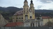Archiviertes Webcam Bild: Brixen - Domplatz am 12.04.2026 um 19:44 Uhr