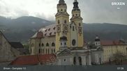 Archiviertes Webcam Bild: Brixen - Domplatz am 13.04.2026 um 08:57 Uhr