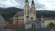 Archived webcam image showing Brixen - Cathedral Square on 6 May 2026 at 15:55
