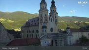 Archiviertes Webcam Bild: Brixen - Domplatz am 29.05.2026 um 19:15 Uhr