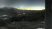 Archiviertes Webcam Bild: Skigebiet Dreiländereck: Blick auf Arnoldstein am 14.10.2026 um 07:33 Uhr