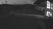 Archiviertes Webcam Bild: Skigebiet Dreiländereck: Bergrestaurant am 20.10.2026 um 20:25 Uhr