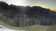 Archiviertes Webcam Bild: Emberger Alm: Almgasthof Fichtenheim am 26.08.2026 um 06:06 Uhr