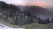 Archiviertes Webcam Bild: Emberger Alm: Almgasthof Fichtenheim am 28.08.2026 um 06:19 Uhr