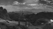 Archiviertes Webcam Bild: Nassfeld: Gartnerkofel-Panorama am 28.05.2026 um 00:59 Uhr