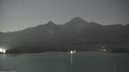 Archived webcam image showing Faaker See lake, Mittagskogel on 1 Oct 2026 at 02:59