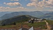 Archiviertes Webcam Bild: Gerlitzen: Bergstation 8er Carving Jet am 29.05.2026 um 14:02 Uhr