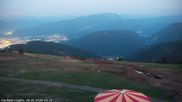 Archiviertes Webcam Bild: Gerlitzen Gipfel: Blick Alpengasthof am 28.05.2026 um 04:21 Uhr