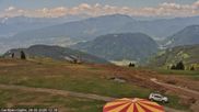 Archiviertes Webcam Bild: Gerlitzen Gipfel: Blick Alpengasthof am 29.05.2026 um 12:02 Uhr