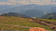 Archiviertes Webcam Bild: Gerlitzen Gipfel: Blick Alpengasthof am 29.05.2026 um 16:02 Uhr