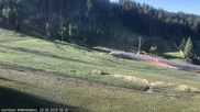 Archiviertes Webcam Bild: Gerlitzen Mittelstation: Schirmbar und Sonnenarena am 26.08.2026 um 08:11 Uhr