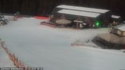 Archived webcam image showing Kid's snowpark, skiresort Gerlitzen on 26 Feb 2026 at 06:05