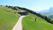 Archiviertes Webcam Bild: Seiser Alm Panorama am 29.05.2026 um 10:54 Uhr