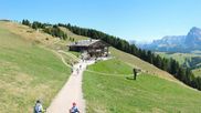 Archiviertes Webcam Bild: Seiser Alm Panorama am 04.09.2026 um 12:35 Uhr
