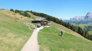 Archiviertes Webcam Bild: Seiser Alm Panorama am 04.09.2026 um 14:35 Uhr