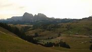 Archiviertes Webcam Bild: Seiser Alm Panorama am 15.10.2026 um 08:04 Uhr