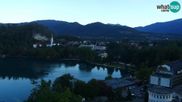 Archiviertes Webcam Bild: Bled: Blick auf See und Burg am 26.08.2026 um 06:22 Uhr