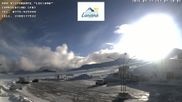 Archived webcam image showing Campo Catino Ski Resort - Bar Ristorante Luciana on 27 Mar 2026 at 07:41