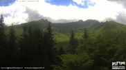 Archived webcam image showing Cerreto Laghi Ski Resort - Passo del Cerreto - Monte La Nuda on 12 May 2026 at 12:28