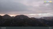 Archiviertes Webcam Bild: Königssee: Jennerbahn Bergstation Gondel am 10.10.2026 um 07:44 Uhr