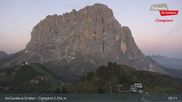 Archived webcam image showing Val Gardena - Ciampinoi Top station on 19 Jun 2026 at 05:53