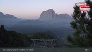 Archived webcam image showing Val Gardena - Col Raiser Top Station on 19 Jun 2026 at 05:53