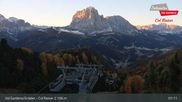 Archived webcam image showing Val Gardena - Col Raiser Top Station on 31 Oct 2026 at 07:12