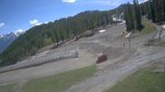 Archived webcam image showing Puy Saint Vincent - La Bergerie base station on 1 May 2026 at 12:31