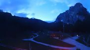 Archived webcam image showing Alleghe: Piani di Pezze (Civetta) on 21 May 2026 at 04:21