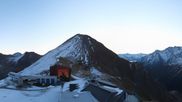 Archived webcam image showing Samnaun - Alp Trida Sattel Lift on 31 Oct 2026 at 07:11