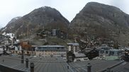Archiviertes Webcam Bild: Zermatt: Panoramablick auf das Dorf am 12.04.2026 um 12:10 Uhr