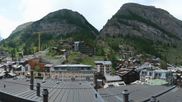 Archived webcam image showing Zermatt - Grand Hotel Zermatterhof on 4 Jun 2026 at 14:40