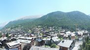Archiviertes Webcam Bild: Zermatt: Panoramablick auf das Dorf am 12.07.2026 um 12:40 Uhr