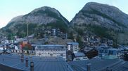 Archived webcam image showing Zermatt - Grand Hotel Zermatterhof on 9 Aug 2026 at 07:22