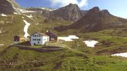 Archived webcam image showing Widdersteinhütte - Warth-Schröcken (Ski Arlberg) on 28 May 2026 at 08:10