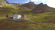 Archived webcam image showing Widdersteinhütte - Warth-Schröcken (Ski Arlberg) on 1 Aug 2026 at 08:21