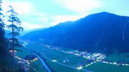 Archived webcam image showing Zimmereben (Mayrhofen im Zillertal) on 15 Jun 2026 at 04:29