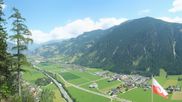 Archiviertes Webcam Bild: Mayrhofen: Ausblick Gasthof Zimmereben am 12.07.2026 um 12:21 Uhr