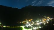 Archiviertes Webcam Bild: Mayrhofen: Ausblick Gasthof Zimmereben am 27.08.2026 um 04:32 Uhr