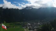 Archiviertes Webcam Bild: Mayrhofen: Ausblick Gasthof Zimmereben am 11.10.2026 um 12:42 Uhr