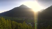 Archiviertes Webcam Bild: Längenfeld - Ortsblick am 12.07.2026 um 07:29 Uhr