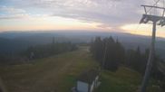 Archiviertes Webcam Bild: Jaworzyna Krynicka - Bergstation am 27.08.2026 um 06:24 Uhr