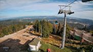 Archiviertes Webcam Bild: Jaworzyna Krynicka - Bergstation am 10.10.2026 um 14:58 Uhr