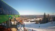 Archiviertes Webcam Bild: Slotwiny Arena - Bergstation Sessellift am 26 Feb 2026 um 14:57 Uhr
