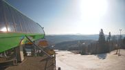 Archiviertes Webcam Bild: Slotwiny Arena - Bergstation Sessellift am 12.04.2026 um 08:44 Uhr