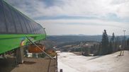 Archiviertes Webcam Bild: Slotwiny Arena - Bergstation Sessellift am 12.04.2026 um 10:44 Uhr
