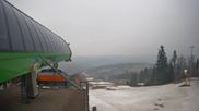 Archiviertes Webcam Bild: Slotwiny Arena - Bergstation Sessellift am 16.04.2026 um 08:37 Uhr