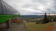 Archiviertes Webcam Bild: Slotwiny Arena - Bergstation Sessellift am 10.10.2026 um 07:58 Uhr